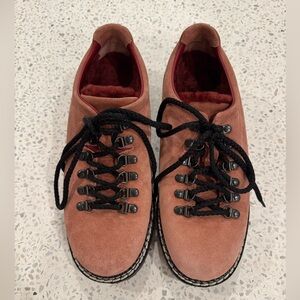 Montelliana Suede Flats